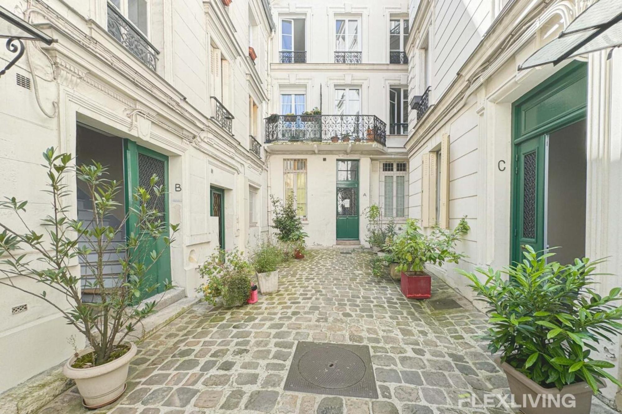 Flexliving - Room - Banquier Paris Exterior photo