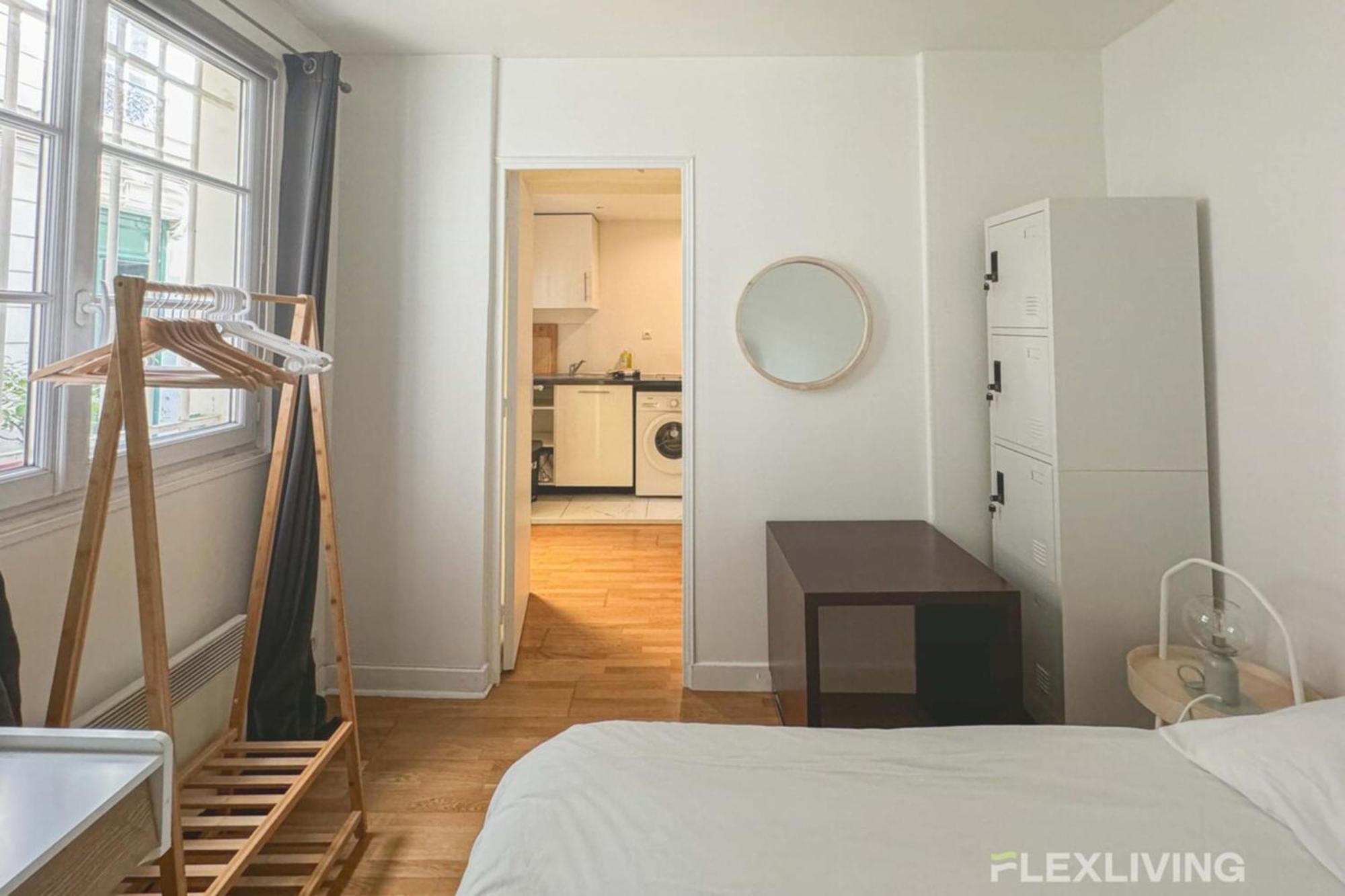 Flexliving - Room - Banquier Paris Exterior photo